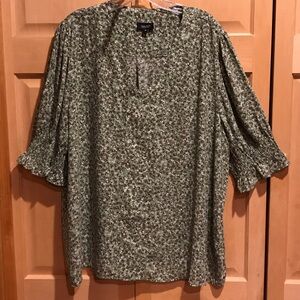 Jones New York Light Green and Brown Floral Top